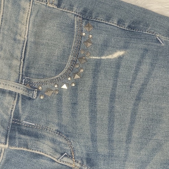 Express - Picture 4 of 4